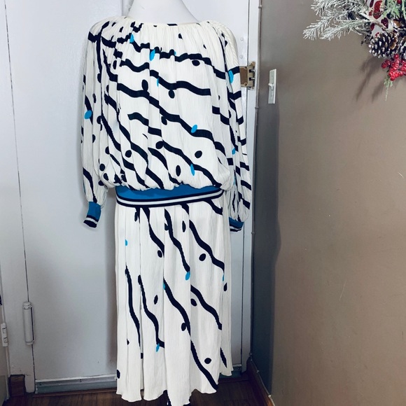 Virginie Paris | Dresses | Vintage 